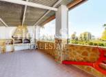 Resale - VILLA -
ORIHUELA