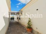 Resale - HOUSE -
TORREVIEJA - La Siesta