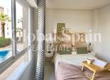 Wederverkoop - APPARTEMENT -
TORREVIEJA - Playa del Cura