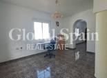 Wiederverkauf - VILLA -
VILLAMARTÍN - Costa Blanca