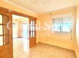 Resale - APARTMENT -
TORREVIEJA - Estacion de autobuses
