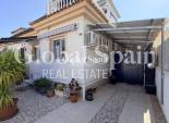 Venta - CASA -
ROJALES - Inland