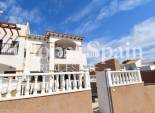 Wederverkoop - APPARTEMENT -
Orihuela Costa - Punta Prima