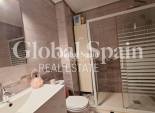 Wederverkoop - APPARTEMENT -
TORREVIEJA - Acequion