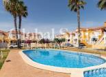 Resale - HOUSE -
ORIHUELA COSTA - La Regia