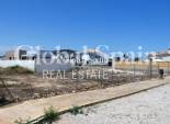 Resale - LAND -
LA MARINA - Costa Blanca