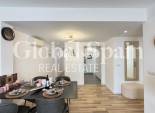 Wederverkoop - APPARTEMENT -
TORREVIEJA - Center