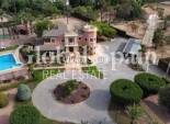 Wederverkoop - VILLA -
ELCHE - Costa Blanca