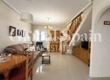 Resale - HOUSE -
TORREVIEJA - Costa Blanca