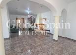 Wiederverkauf - VILLA -
VILLAMARTÍN - Costa Blanca
