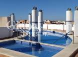 Wederverkoop - APPARTEMENT -
TORREVIEJA - Torrevieja