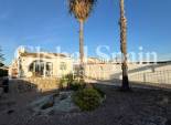 Wederverkoop - Villa -
TORREVIEJA - San luis