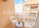 Revente - APPARTEMENT -
TORREVIEJA - Estacion de autobuses