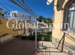 Resale - VILLA -
ORIHUELA COSTA - VILLAMARTÍN
