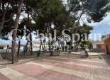 Odsprzedaż - DOM -
TORREVIEJA - 