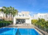 Wiederverkauf - VILLA -
ROJALES - Cuidad Quesada