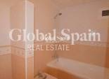 Resale - APARTMENT -
TORREVIEJA - Centro - Muelle Pesquero