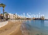 Revente - APPARTEMENT -
TORREVIEJA - Center