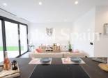 Resale - VILLA -
LOS ALCÁZARES