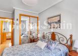 Revente - APPARTEMENT -
TORREVIEJA - Habaneras