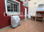 Resale - HOUSE -
ORIHUELA COSTA - VILLAMARTÍN