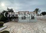 Wiederverkauf - VILLA -
ELCHE - Costa Blanca