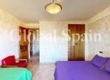 Resale - VILLA -
ORIHUELA