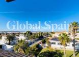 Revente - VILLA -
ORIHUELA COSTA - La Florida