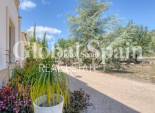 Wiederverkauf - VILLA -
Esporlas - Mallorca