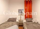 Revente - APPARTEMENT -
TORREVIEJA - Torrevieja