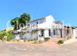 Resale - VILLA -
ORIHUELA COSTA - Villamartin