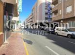Wederverkoop - Herenhuis -
TORREVIEJA - Costa Blanca Sur