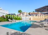 Wederverkoop - VILLA -
CIUDAD QUESADA
