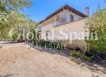 Wiederverkauf - VILLA -
Esporlas - Mallorca