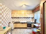 Venta - APARTAMENTO -
TORREVIEJA - Torrevieja