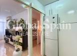 Revente - APPARTEMENT -
TORREVIEJA - Paseo maritimo