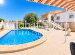 Wederverkoop - VILLA -
TORREVIEJA - Costa Blanca