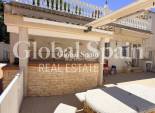 Odsprzedaż - WILLA  -
TORREVIEJA - 