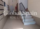 Wederverkoop - APPARTEMENT -
TORREVIEJA - CASCO URBANO