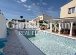 Resale - terraced_house -
TORREVIEJA - Costa Blanca Sur