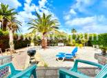 Wiederverkauf - VILLA -
LA ZENIA - Costa Blanca