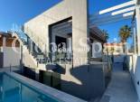 Neubau - Villa -
TORREVIEJA - La Mata