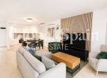 Revente - VILLA -
VILLAMARTÍN - Costa Blanca