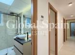 Revente - APPARTEMENT -
TORREVIEJA - Playa del Cura