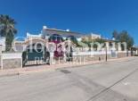 Revente - VILLA -
SAN MIGUEL DE SALINAS - Inland