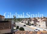 Wederverkoop - VILLA -
San Miguel de Salinas - Lake View Mansions