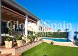 Wiederverkauf - VILLA -
LA MATA - Costa Blanca