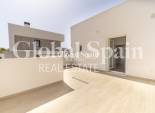 Resale - Villa -
TORREVIEJA - Aguas Nuevas
