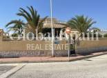 Resale - VILLA -
CAMPOSOL - Inland
