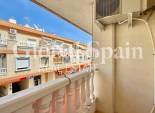 Wederverkoop - APPARTEMENT -
TORREVIEJA - Center